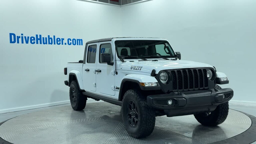 Used 2021 Jeep Gladiator Willys 4x4 Truck Crew Cab