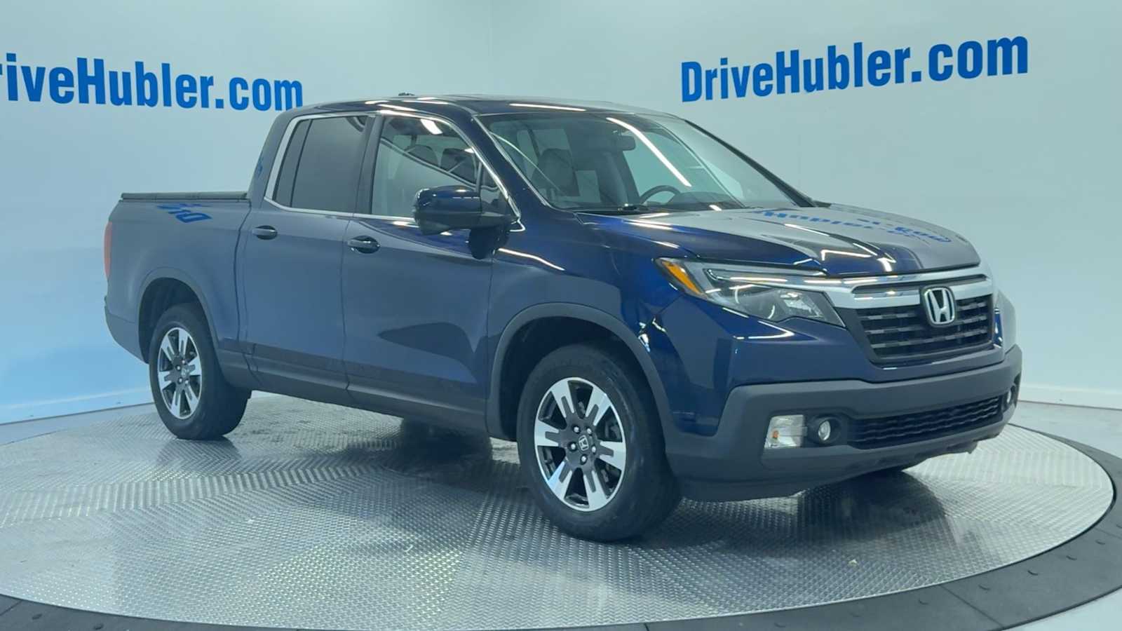 2019 Honda Ridgeline RTL-T photo 2