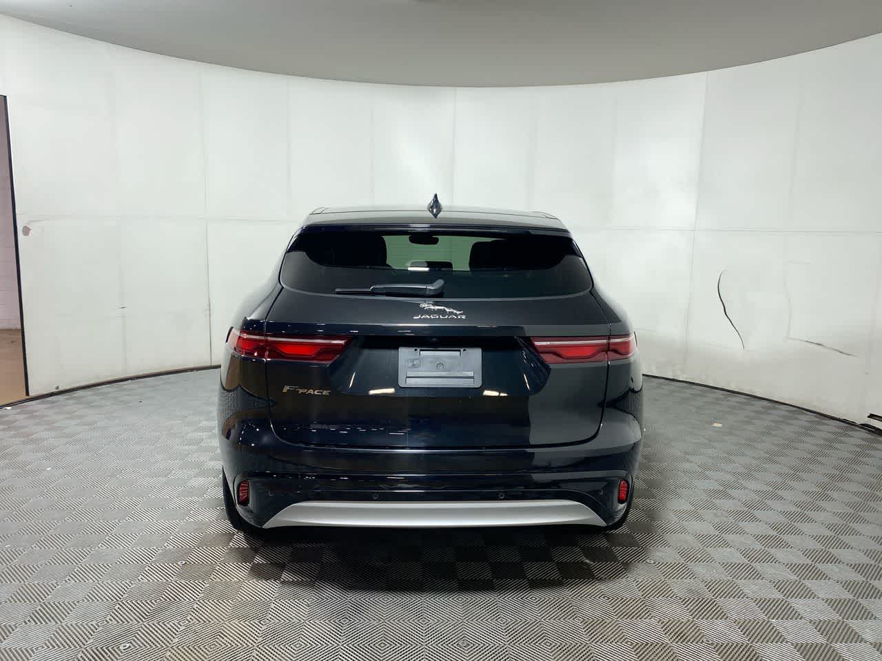 2023 Jaguar F-PACE P250 S photo 3