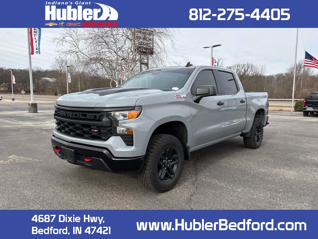 Used 2024 Chevrolet Silverado 1500 Custom Trail Boss 4WD Crew Cab 147 Truck Crew Cab