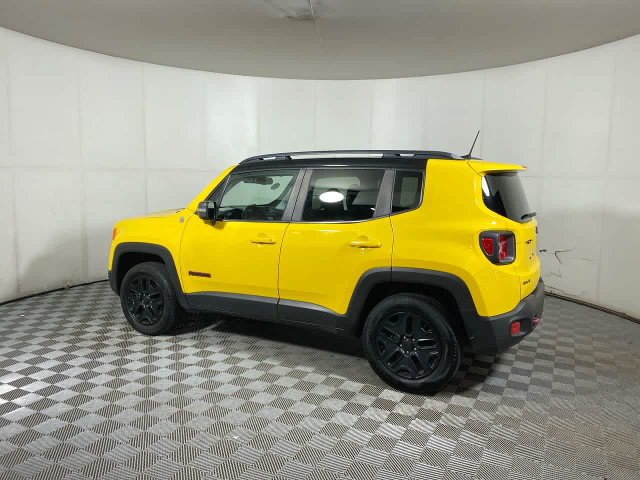 2018 Jeep Renegade Trailhawk photo 4