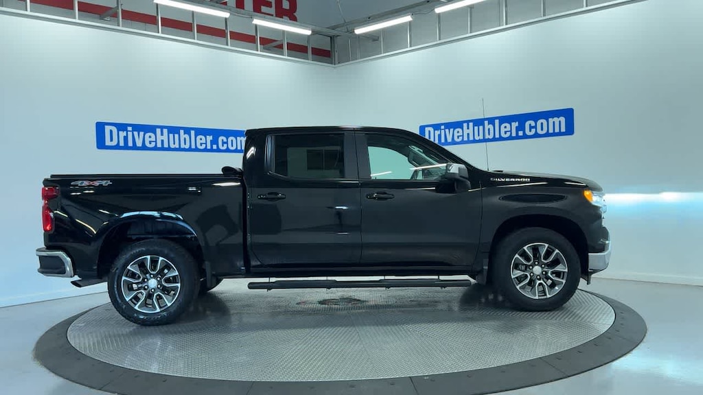 Used 2023 Chevrolet Silverado 1500 LT 4WD Crew Cab 147 Truck Crew Cab
