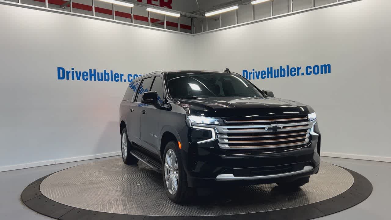 2023 Chevrolet Suburban High Country photo 4