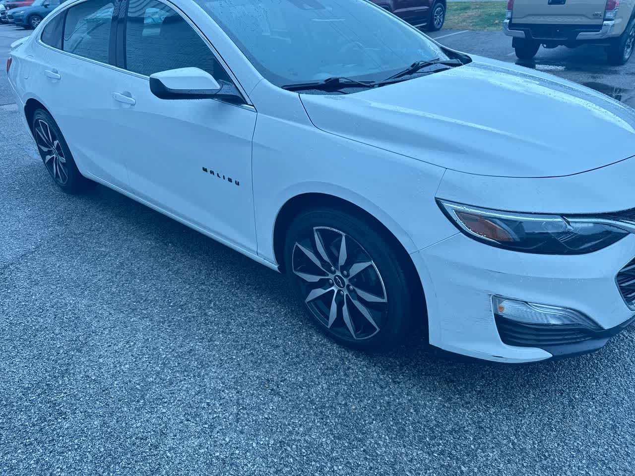 2022 Chevrolet Malibu RS photo 3