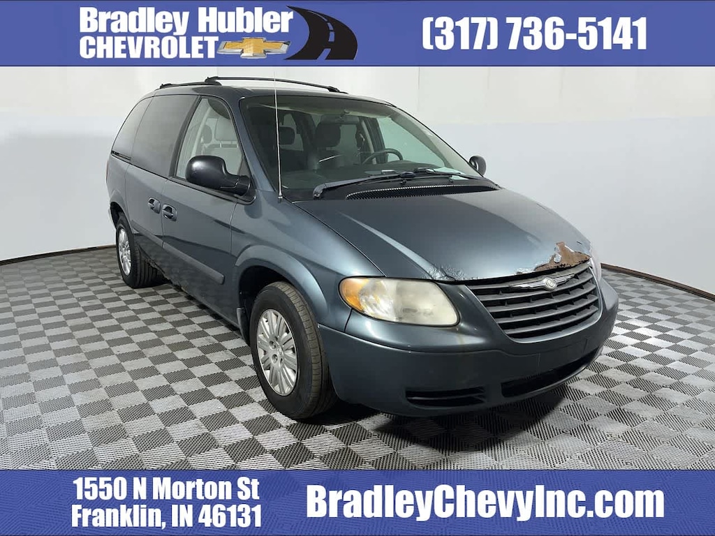 Used 2006 Chrysler Town & Country Van