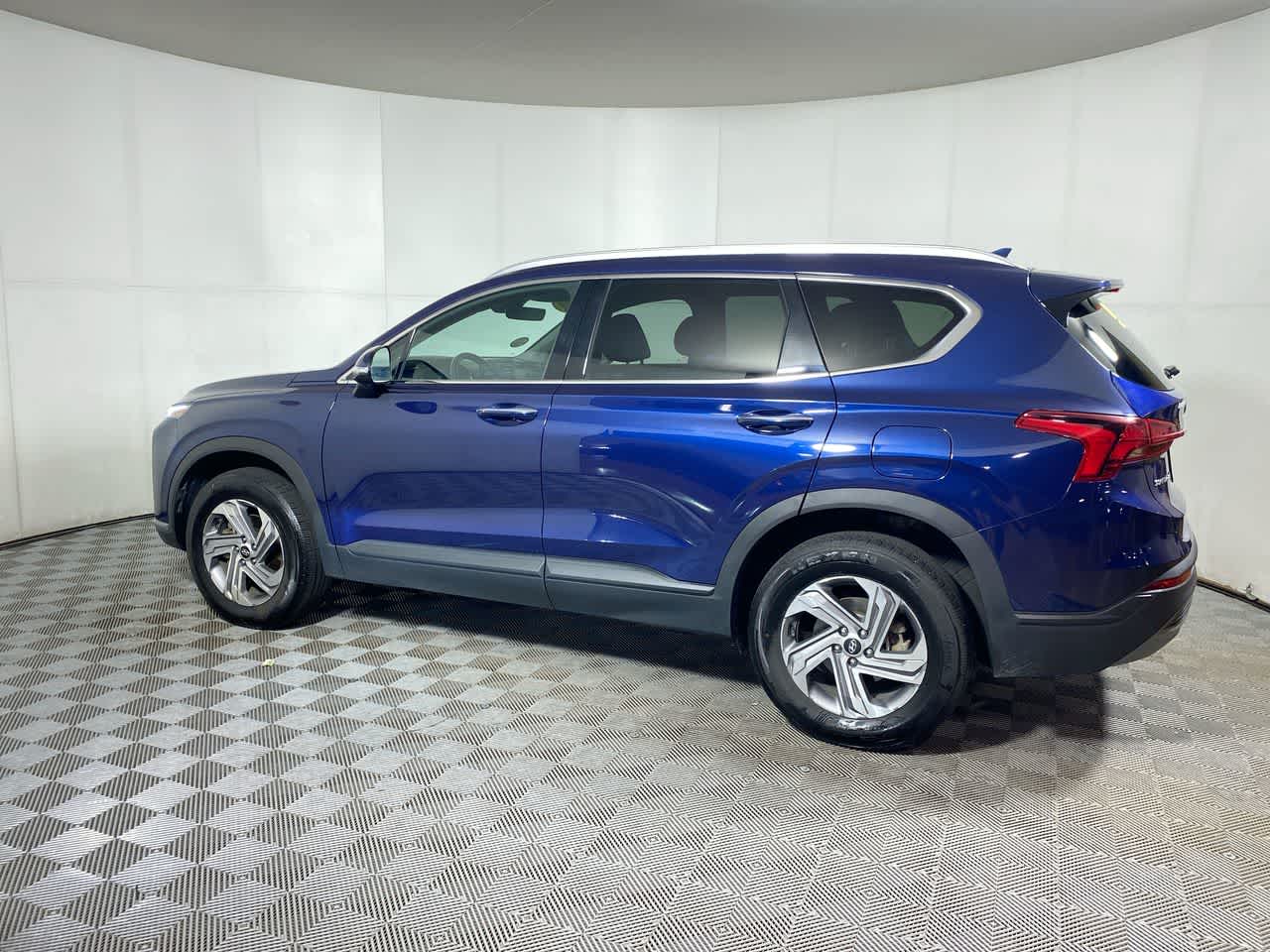 2023 Hyundai Santa Fe SEL photo 2