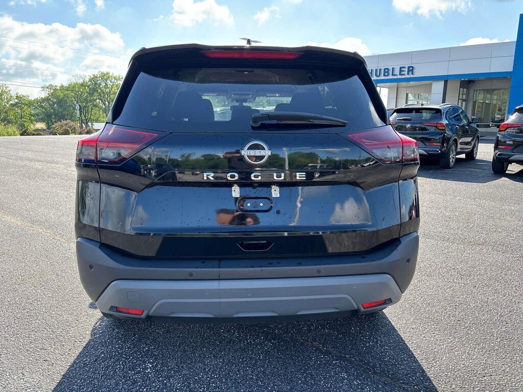 Used 2023 Nissan Rogue S SUV