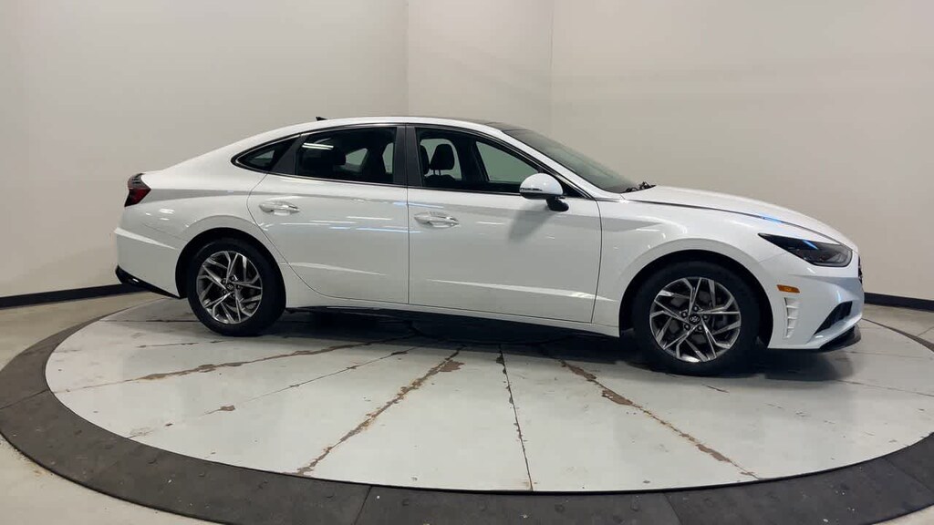 Used 2022 Hyundai Sonata SEL Sedan
