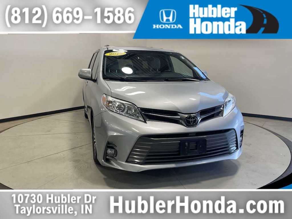 Used 2019 Toyota Sienna XLE Van