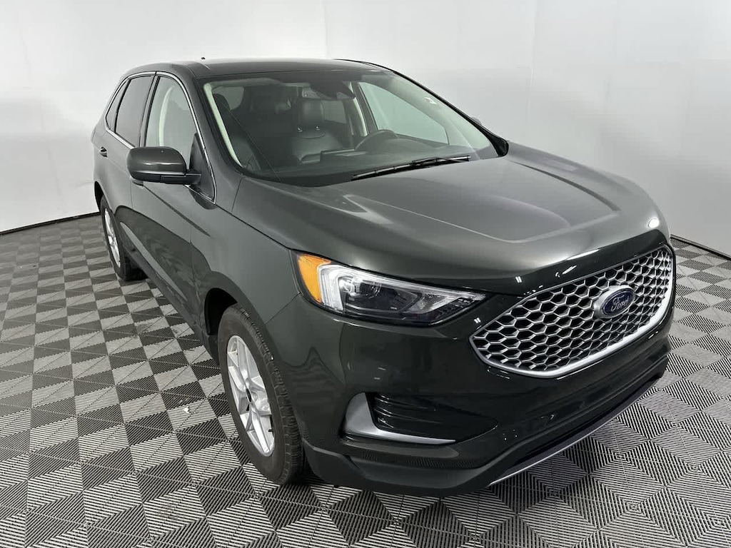 Used 2024 Ford Edge SEL SUV