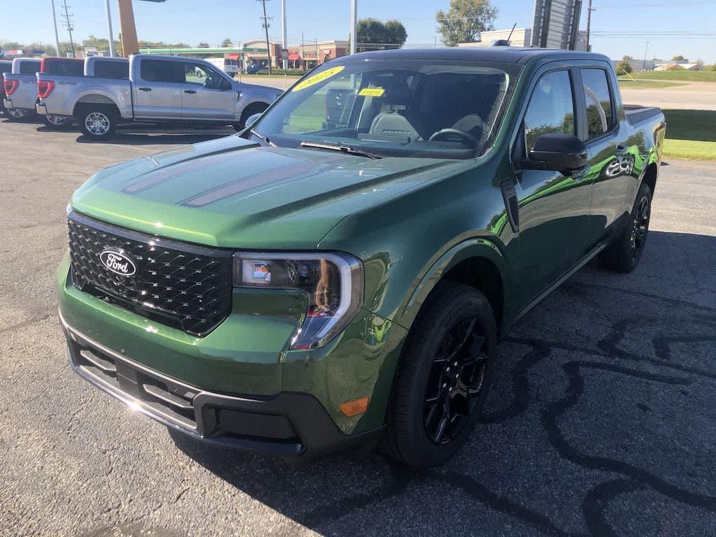 New 2025 Ford Maverick Lariat AWD Supercrew Truck