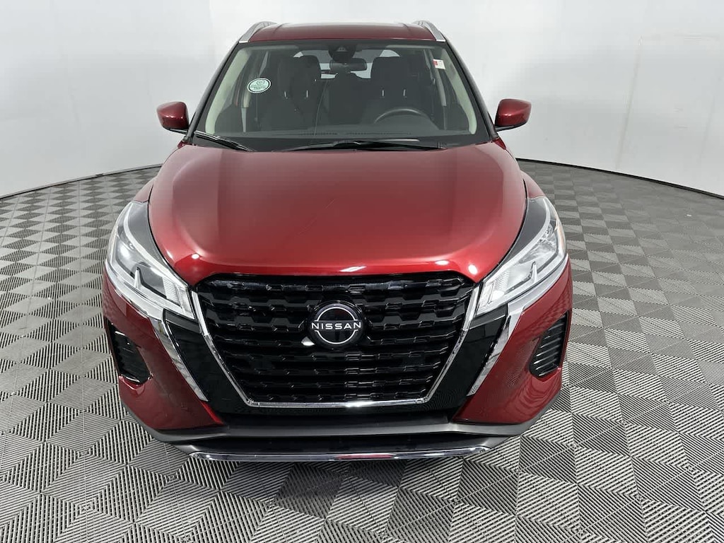 Used 2023 Nissan Kicks SV SUV