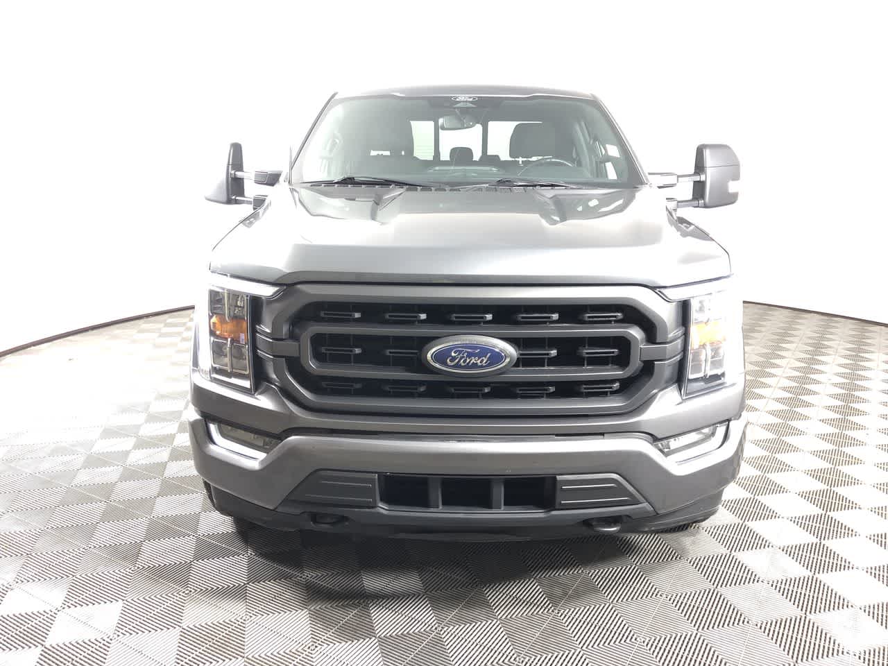 2022 Ford F-150 XLT photo 3