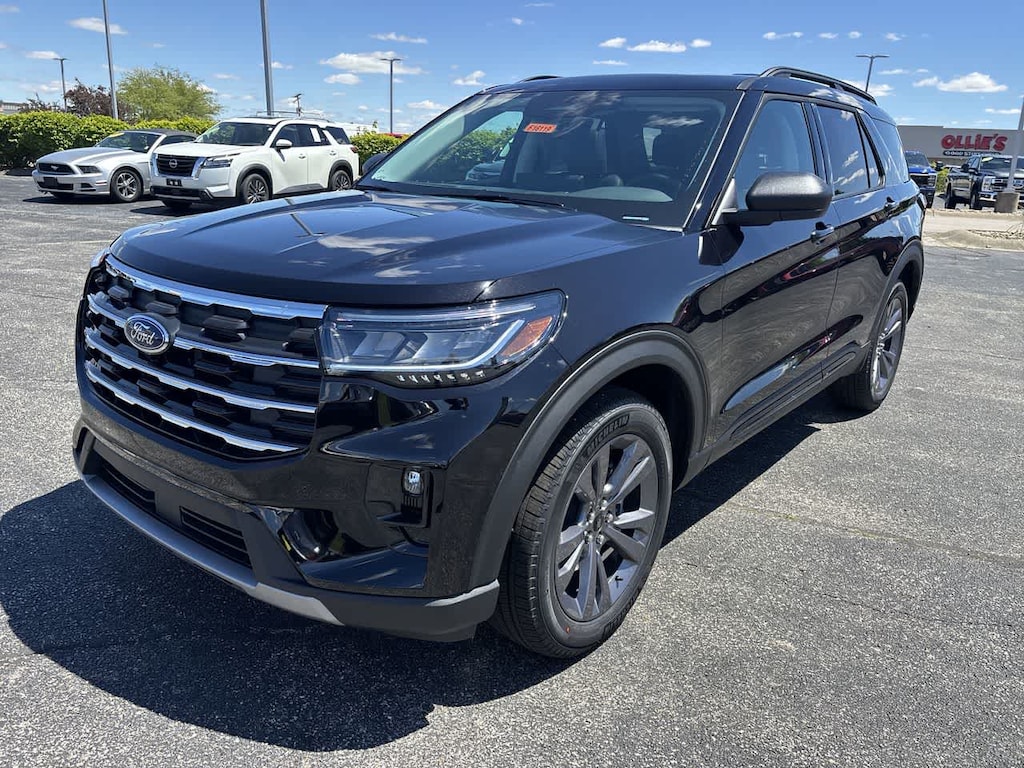New 2026 Ford Explorer Active w/200A Pkg SUV