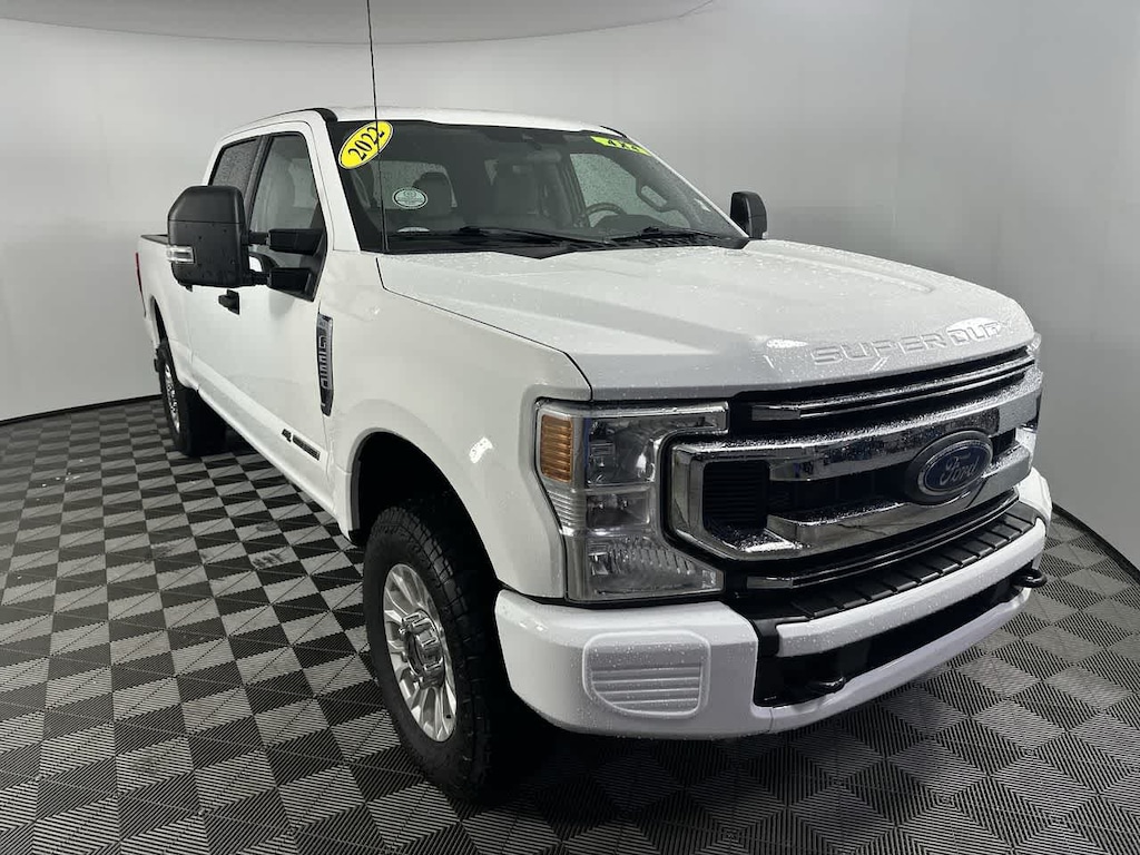 Used 2022 Ford Super Duty F-250 SRW XLT Truck Crew Cab
