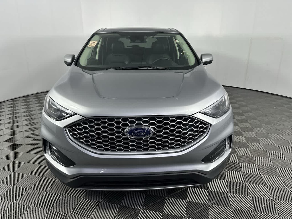 Used 2024 Ford Edge SEL SUV