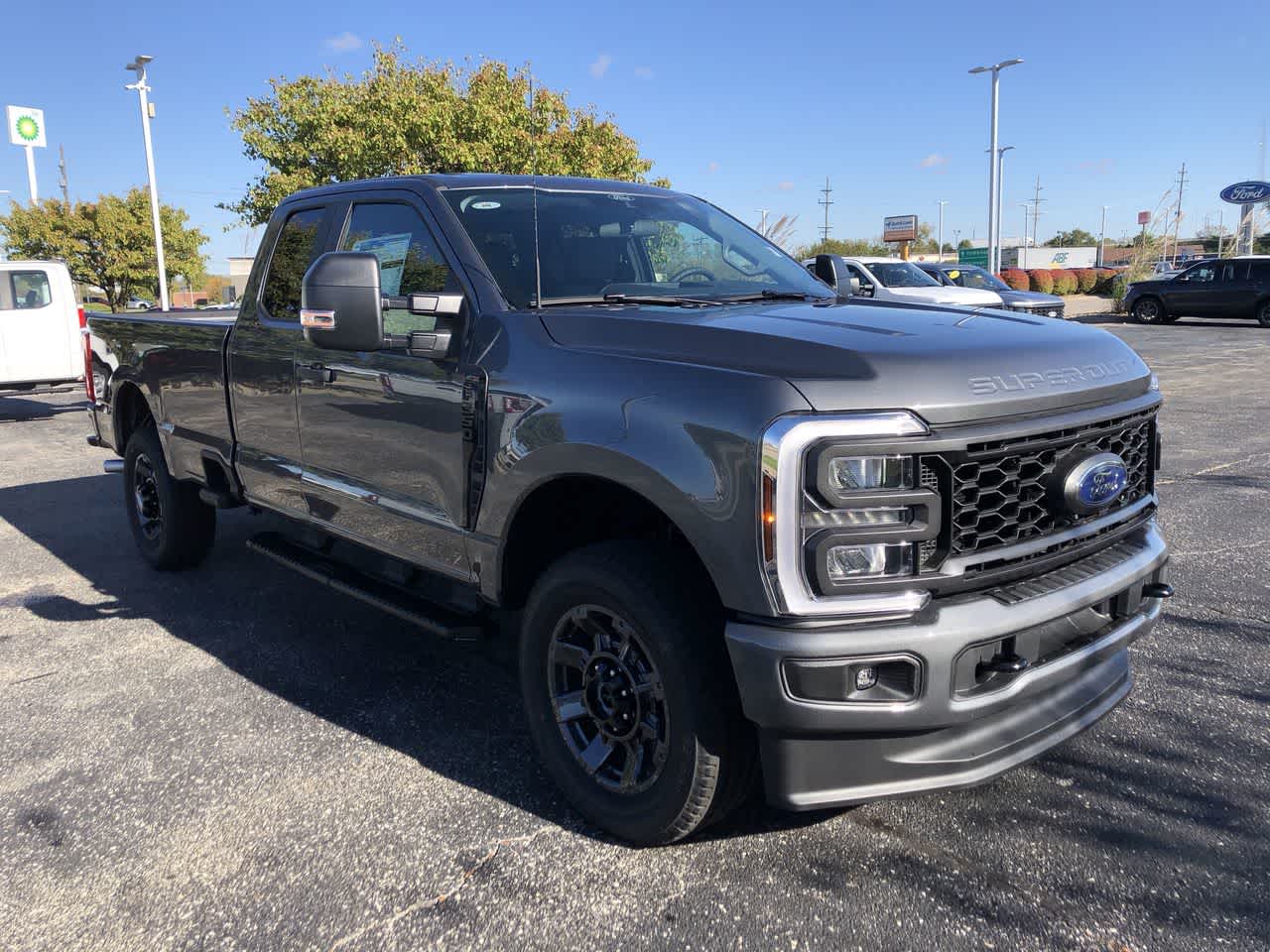 2026 Ford F-350 Super Duty XL's photo