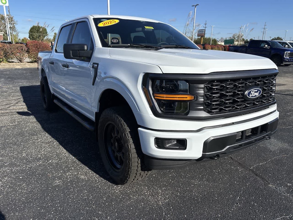 New 2025 Ford F-150 STX 4WD Supercrew 5.5 Box Truck
