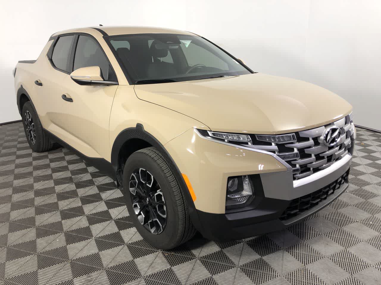 2023 Hyundai Santa Cruz SEL's photo