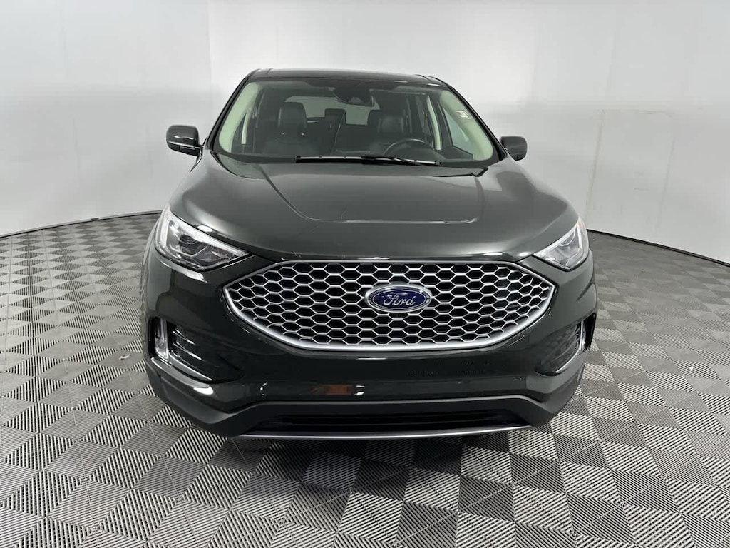 Used 2024 Ford Edge SEL SUV