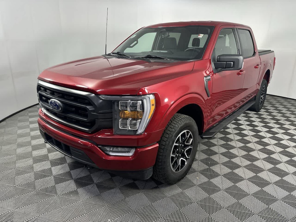 Used 2022 Ford F-150 XLT 4WD Supercrew 5.5 Box Truck SuperCrew Cab