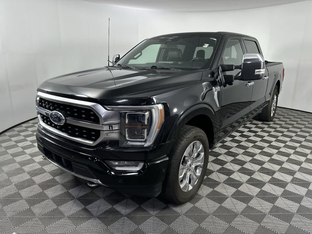 Used 2022 Ford F-150 Platinum 4WD Supercrew 5.5 Box Truck SuperCrew Cab