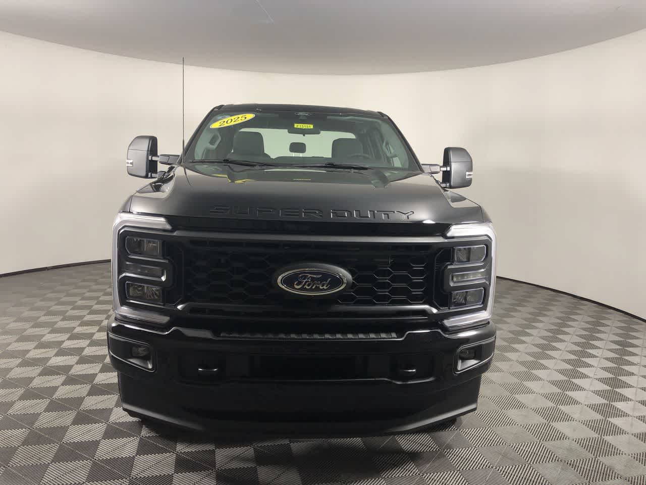 2025 Ford F-350 XL photo 3