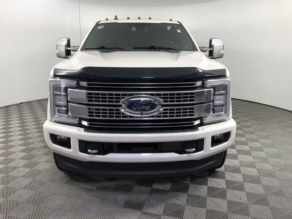 Used 2019 Ford Super Duty F-350 SRW Platinum 4WD Crew Cab 8 Box Truck Crew Cab