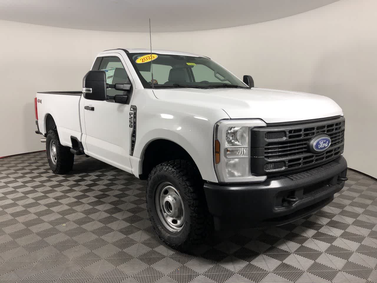 2025 Ford Super Duty F-250 SRW XL 4WD Reg Cab 8 Box