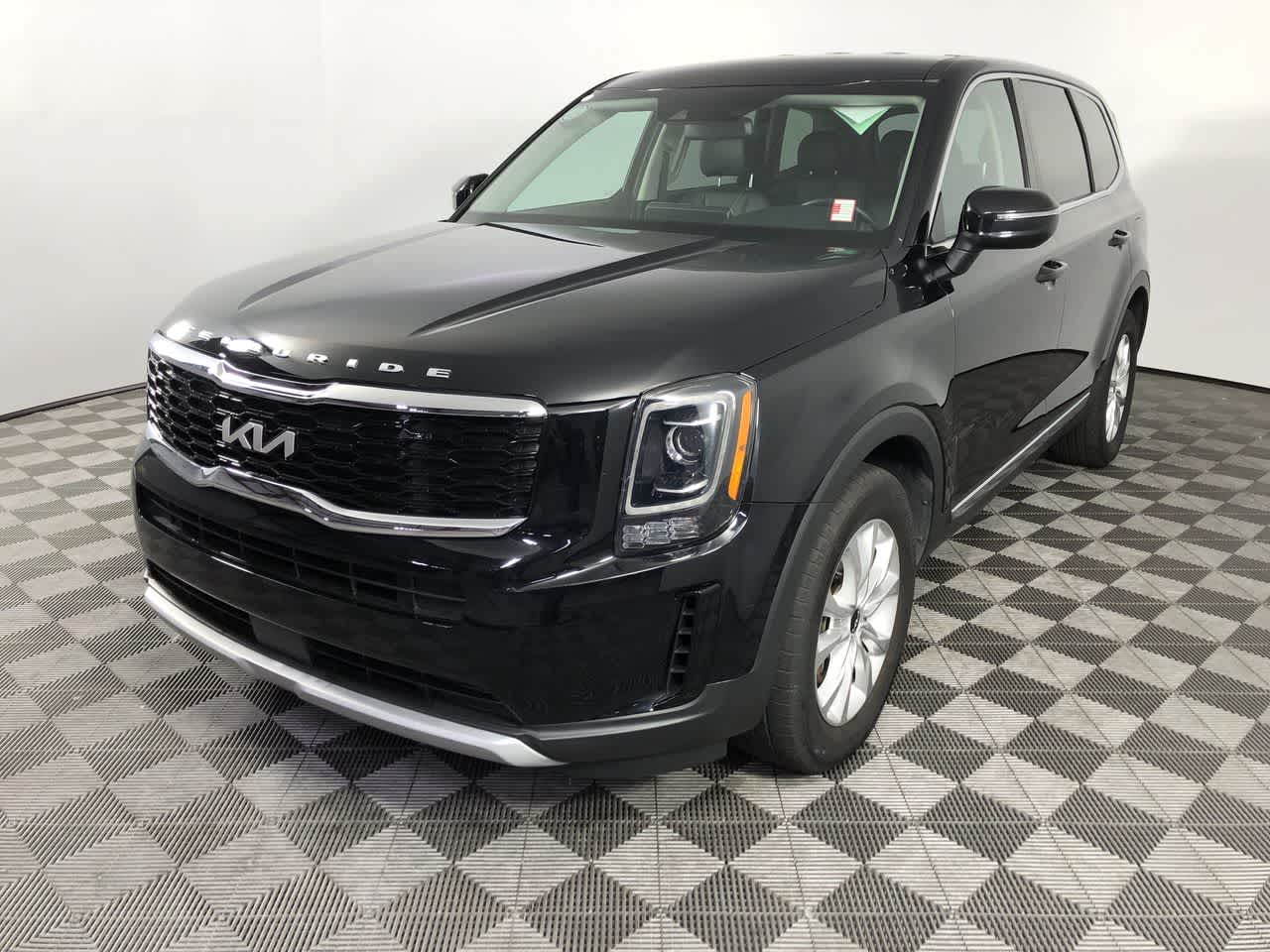 2022 Kia Telluride LX photo 4