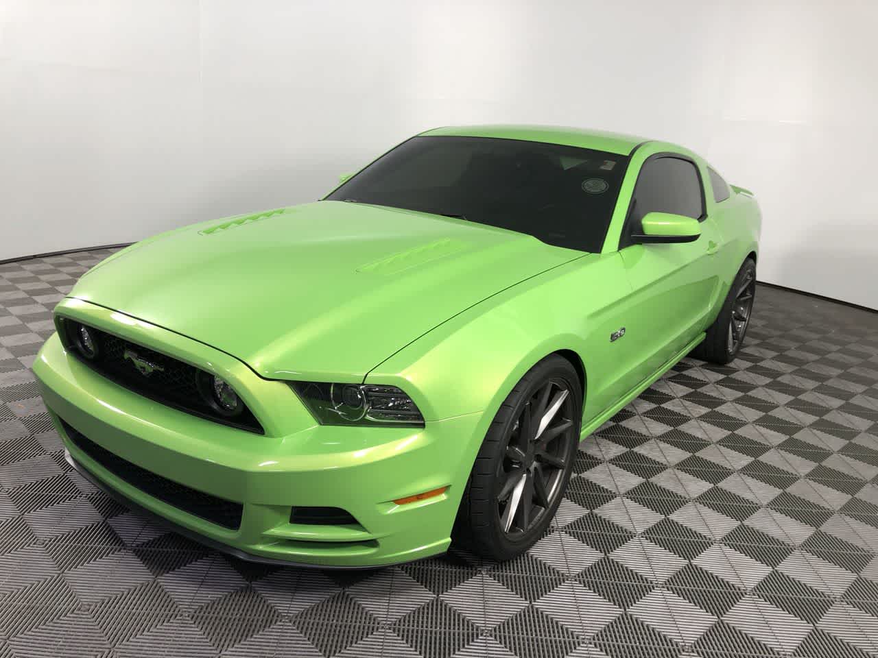 2013 Ford Mustang GT photo 4