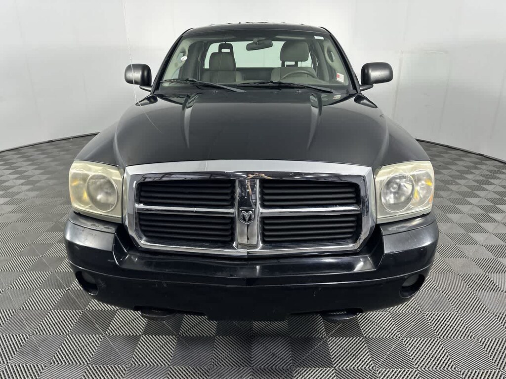 Used 2005 Dodge Dakota SLT 2dr Club Cab 131 WB 4WD Truck Club Cab