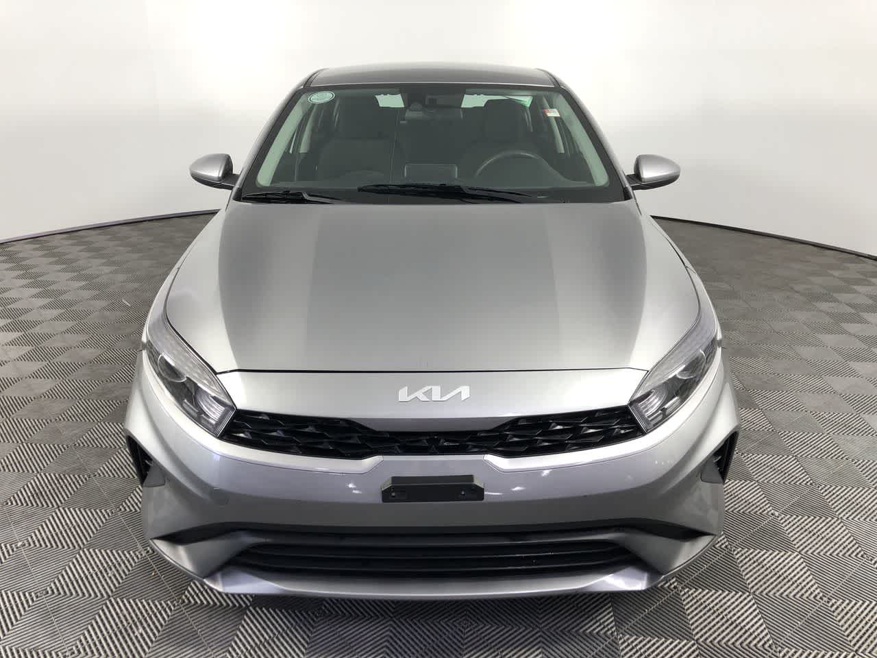 2024 Kia Forte LXS photo 3