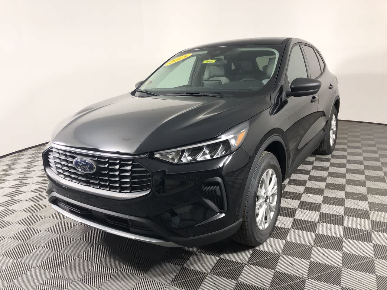 2025 Ford Escape Active photo 4