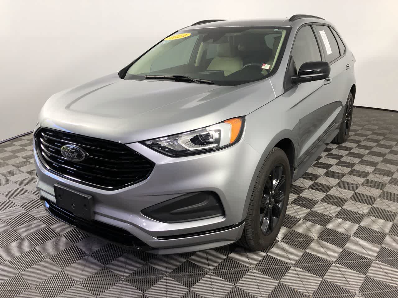 2024 Ford Edge SE photo 4