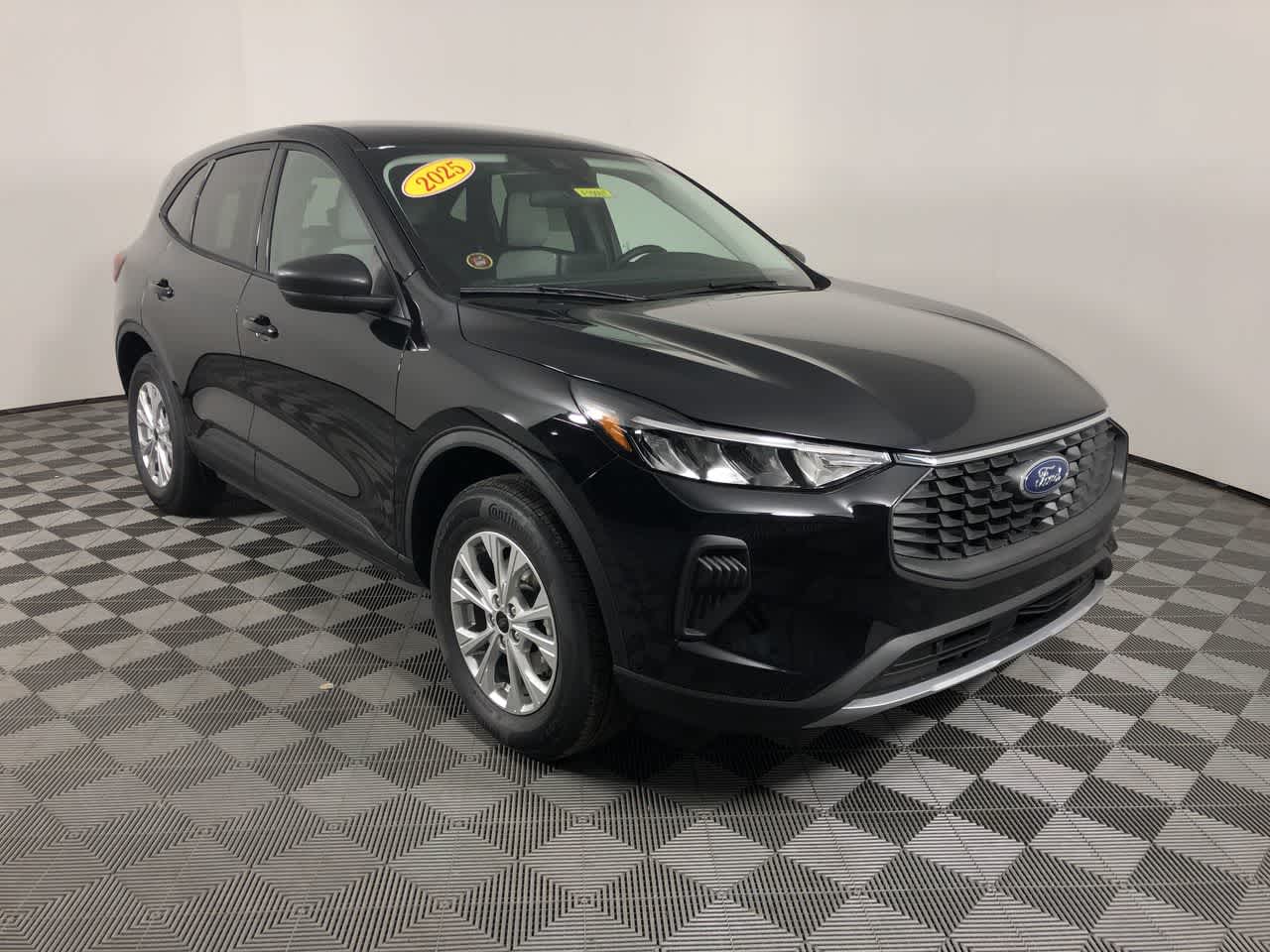 2025 Ford Escape Active photo 2