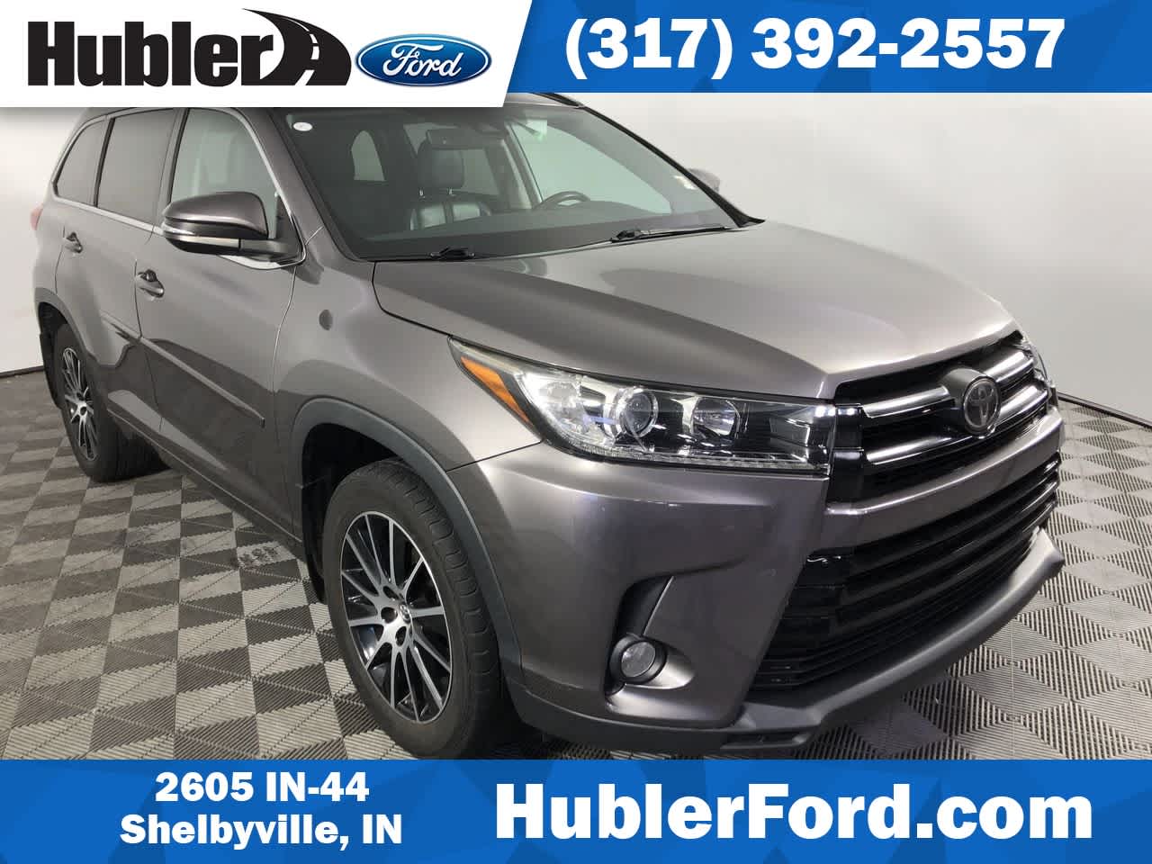 2017 Toyota Highlander SE's photo