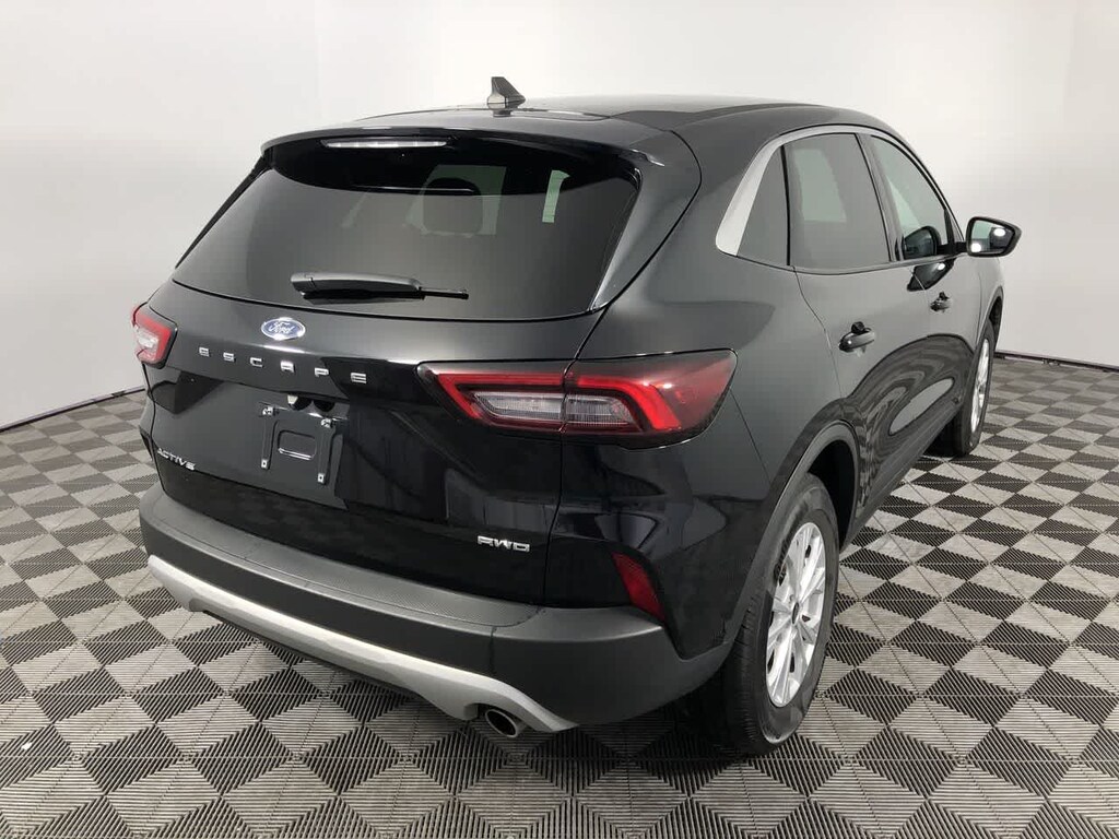 Used 2024 Ford Escape Active SUV