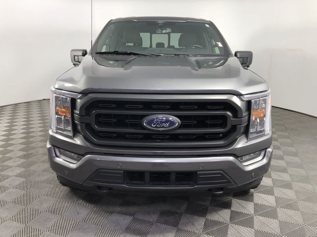 2022 Ford F-150 XLT photo 3