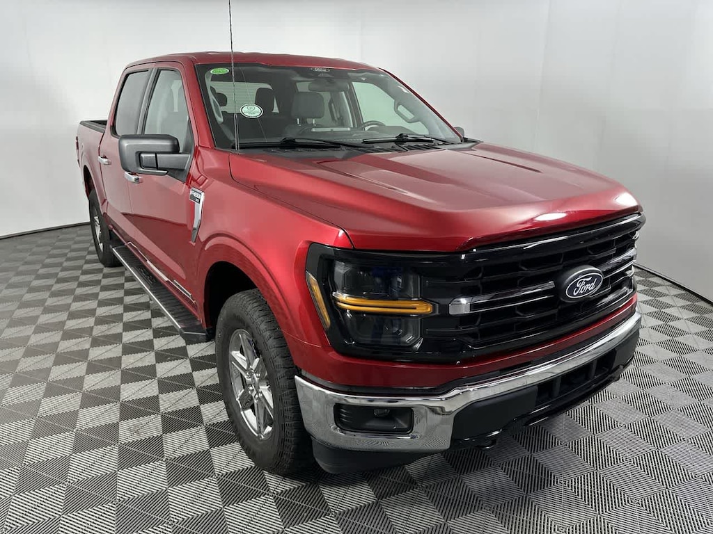 Used 2025 Ford F-150 XLT 4WD Supercrew 5.5 Box Truck SuperCrew Cab