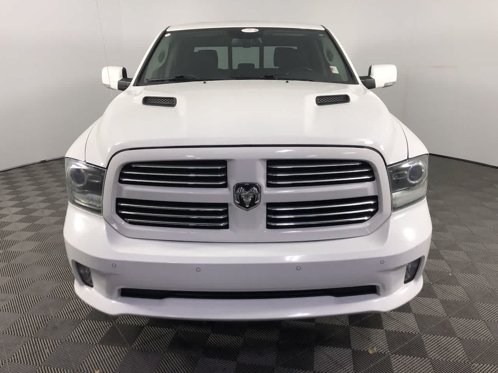 Used 2014 Ram 1500 Sport 4WD Crew Cab 140.5 Truck Crew Cab