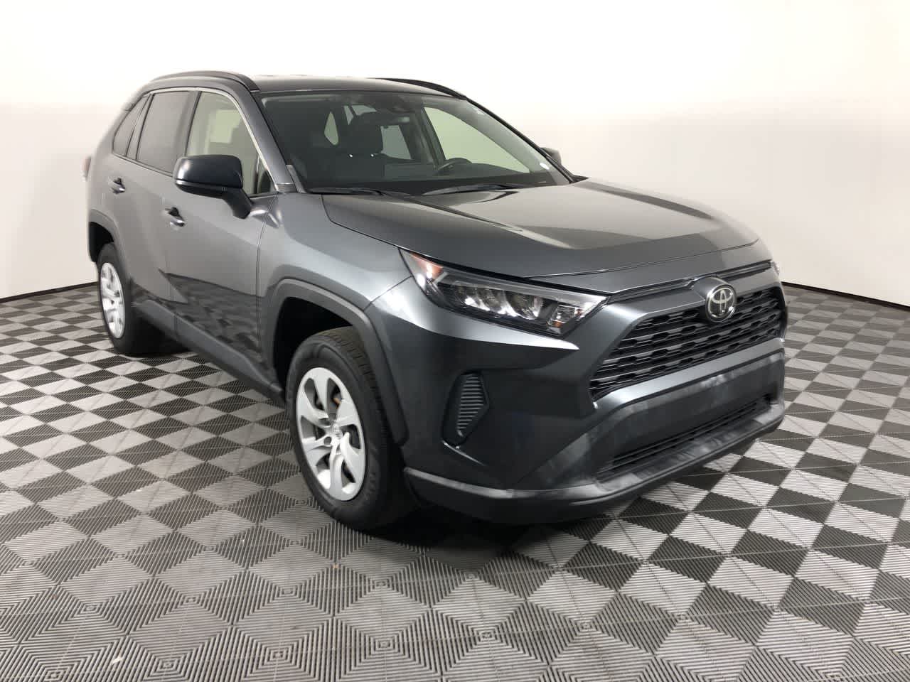 Used 2019 Toyota RAV4 LE with VIN JTMH1RFV0KD006464 for sale in Shelbyville, IN