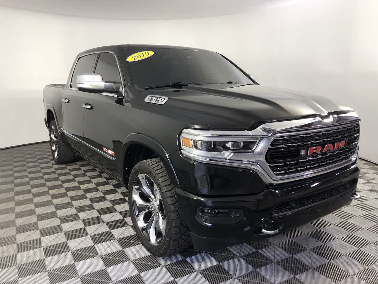 2019 Ram 1500 Limited photo 2