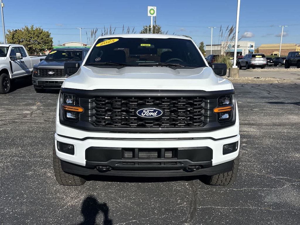 New 2025 Ford F-150 STX 4WD Supercrew 5.5 Box Truck