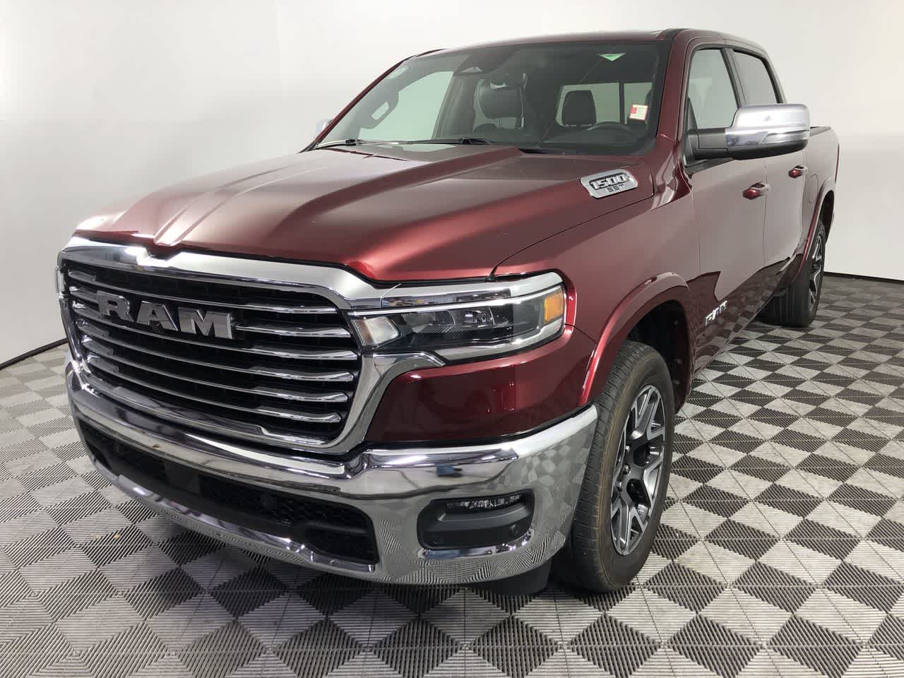 2025 Ram 1500 Laramie photo 4