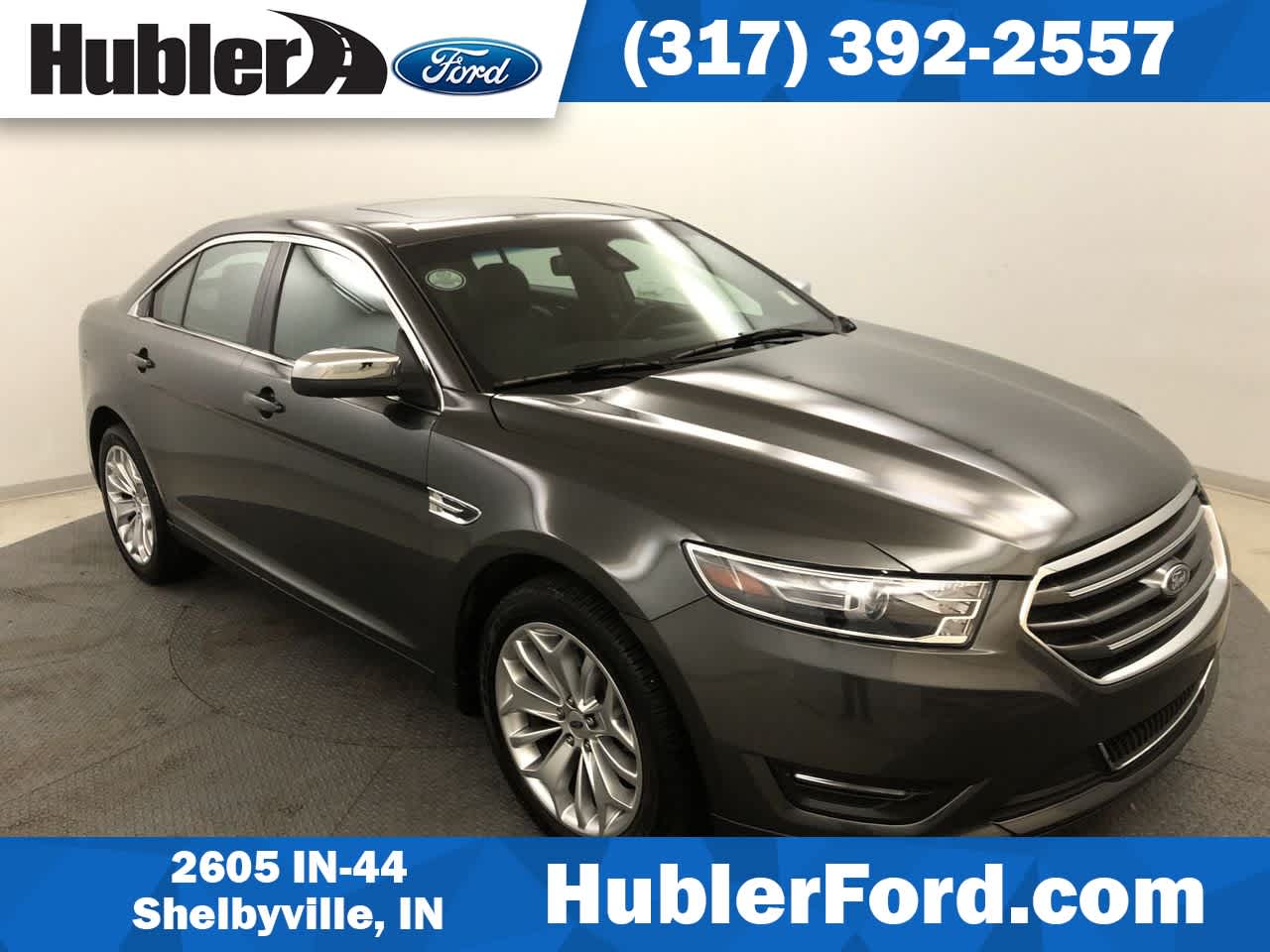 2019 Ford Taurus Limited's photo