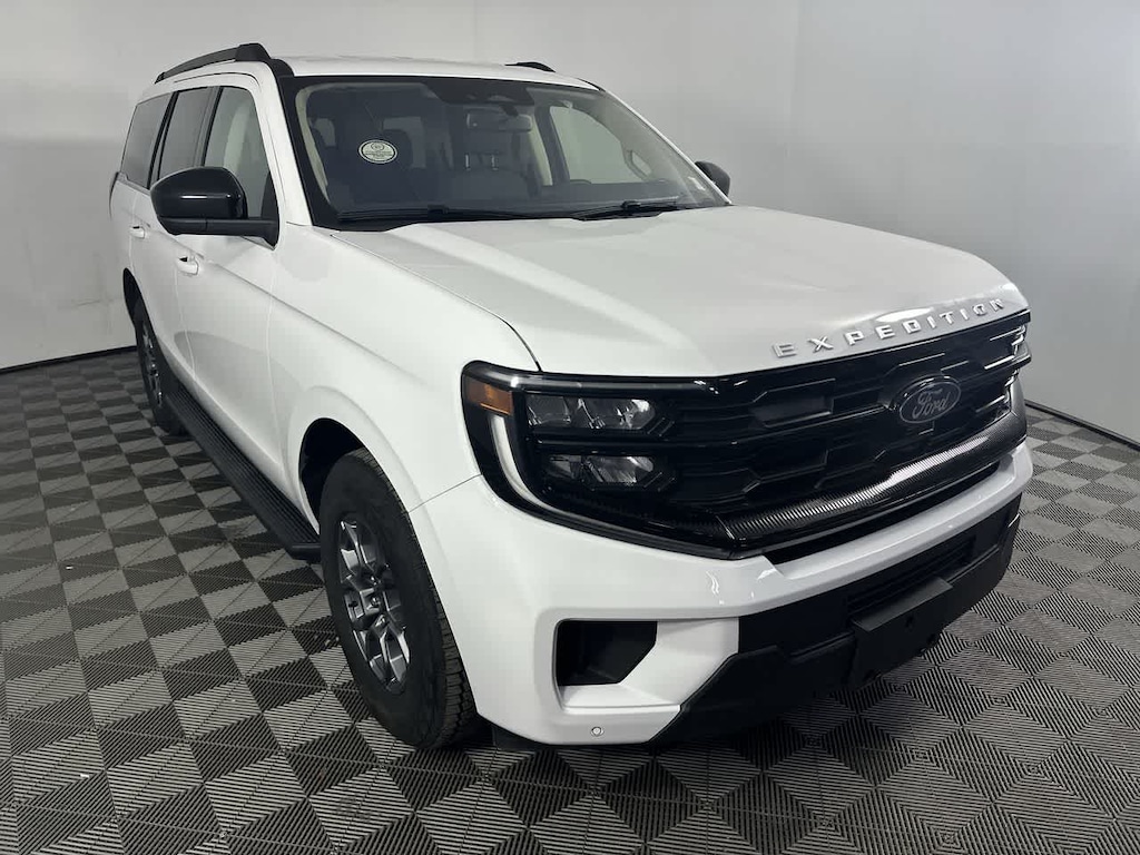 Used 2025 Ford Expedition Active SUV