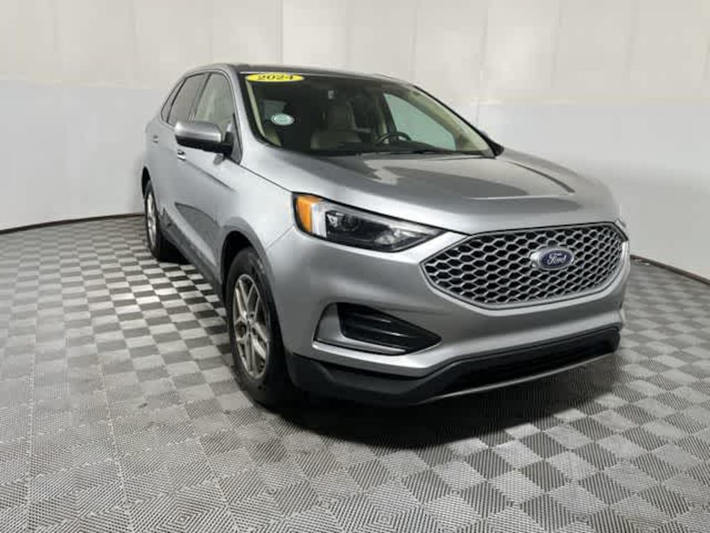 Used 2024 Ford Edge SEL SUV