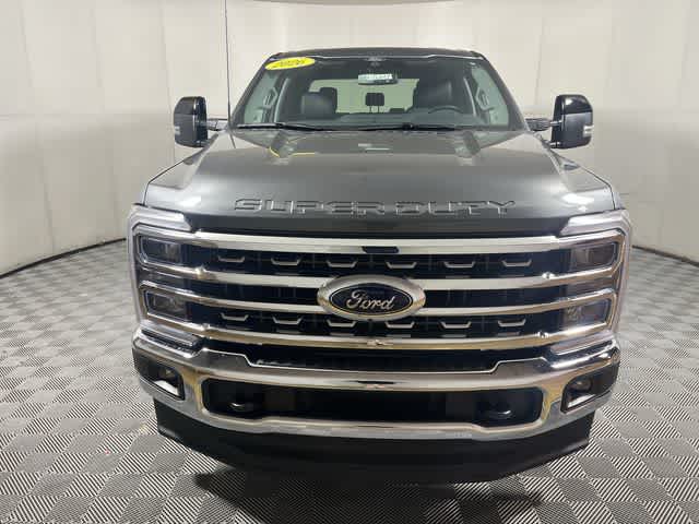 2026 Ford F-250 Lariat photo 3