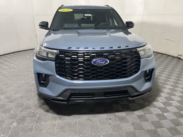 2026 Ford Explorer ST-Line photo 2